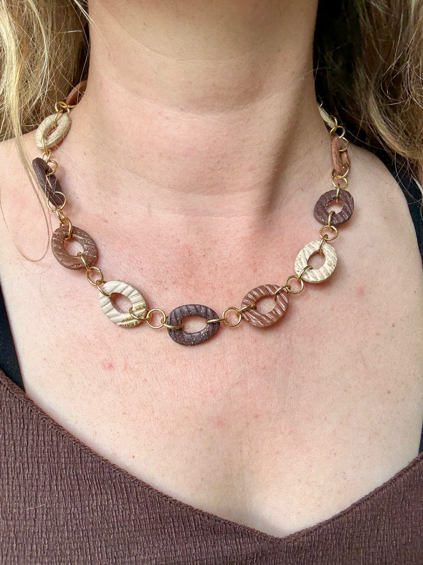 Collier Orova
