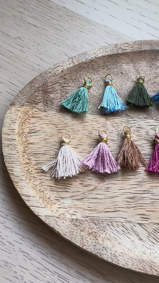 Charms Pompons